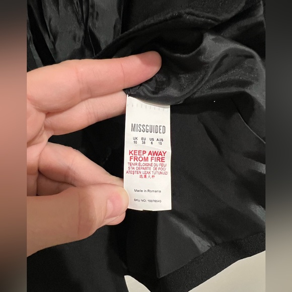 Missguided Black Blazer with Satin Lapels, size 6 - Picture 6 of 6